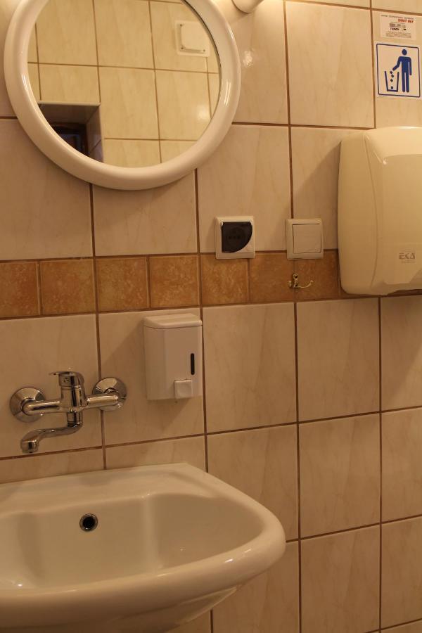 Motel Bar Malwa Aleksandrów Łódzki Exteriér fotografie